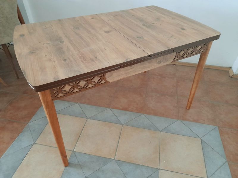 MDF TABLA ,GURGEN AYAKLI 80*130 MASA